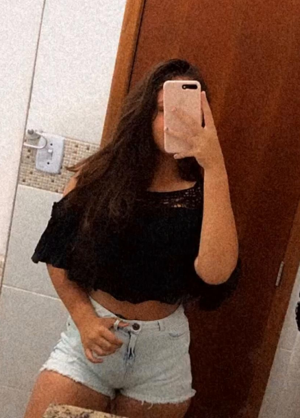 &nbsp;Chloe R.